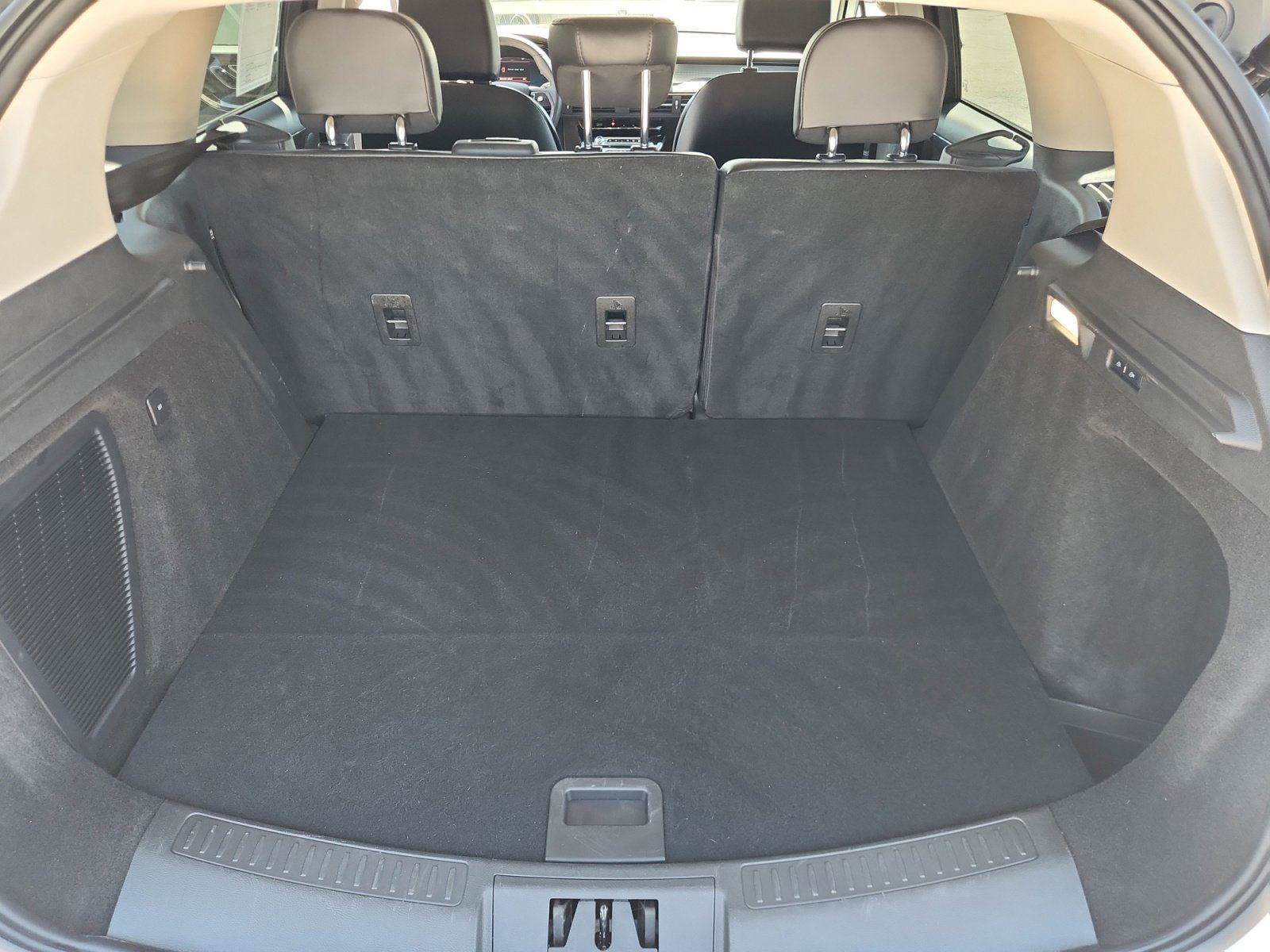 Used 2023 Lincoln Corsair AWD w/ Equipment Group 101A image 14