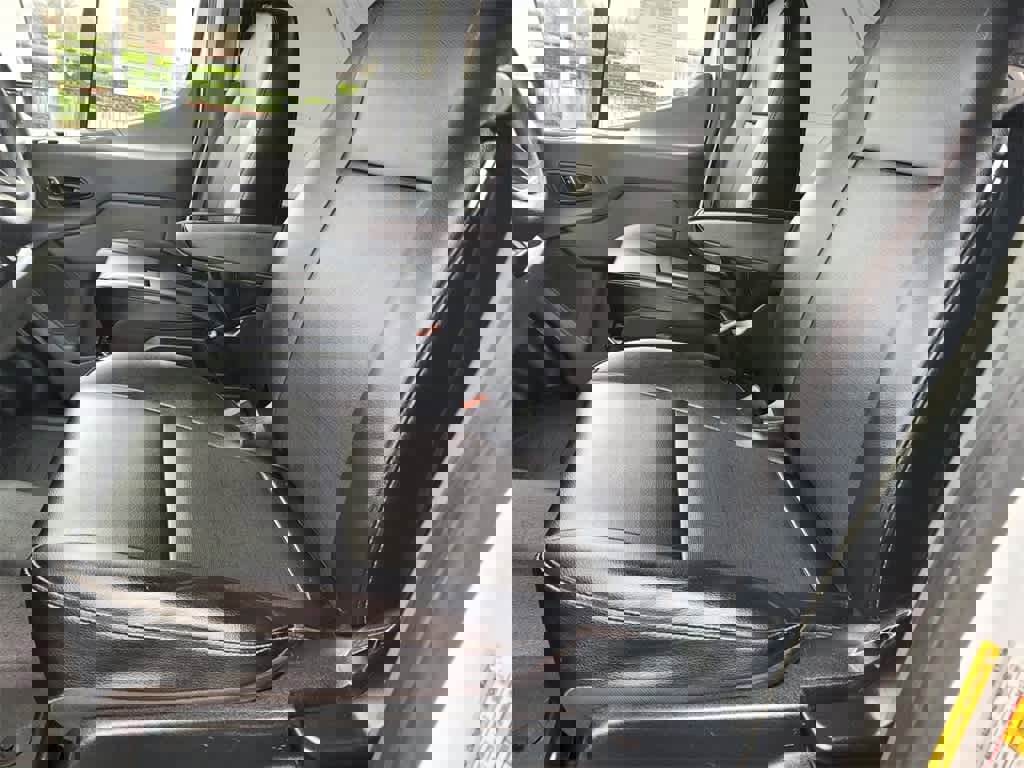 Used 2023 Ford Transit 250 Medium Roof image 15