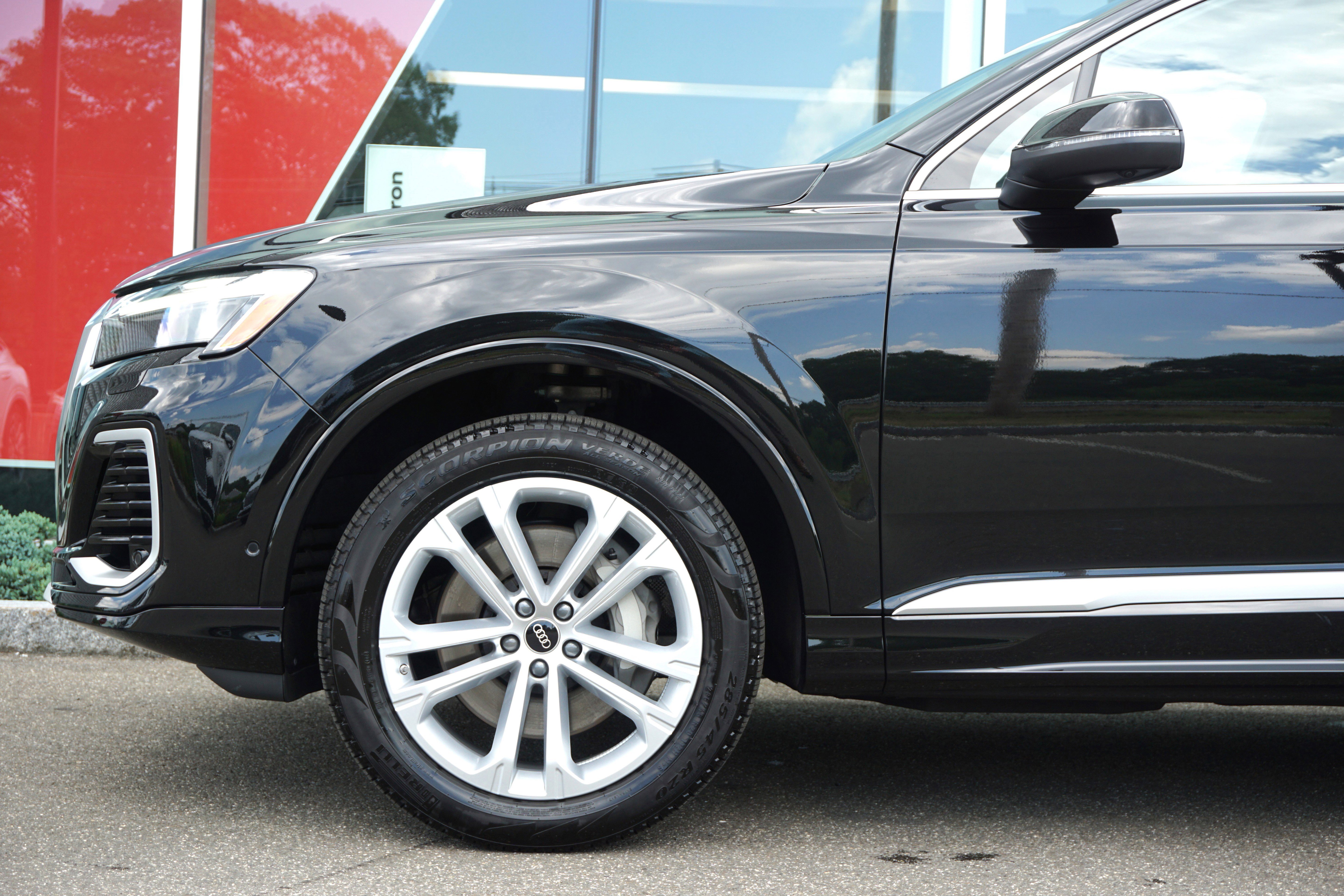 Certified 2025 Audi Q7 3.0T Premium Plus w/ Premium Plus Package image 6