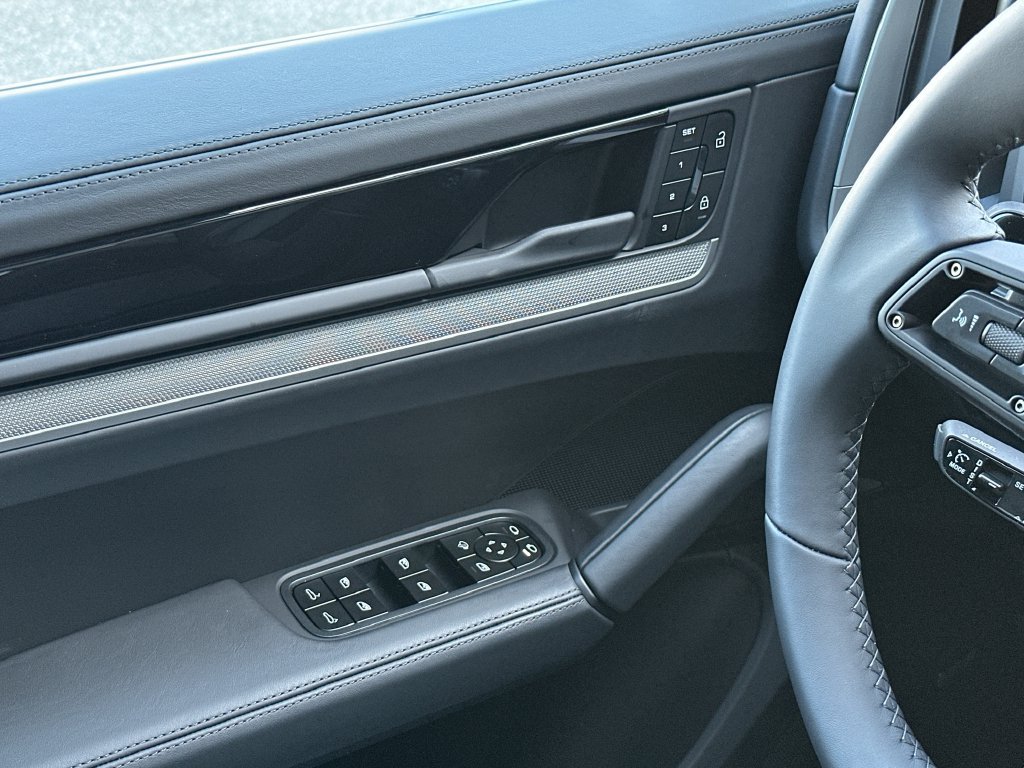 New 2027 Porsche Cayenne S AWD/4WD image 20