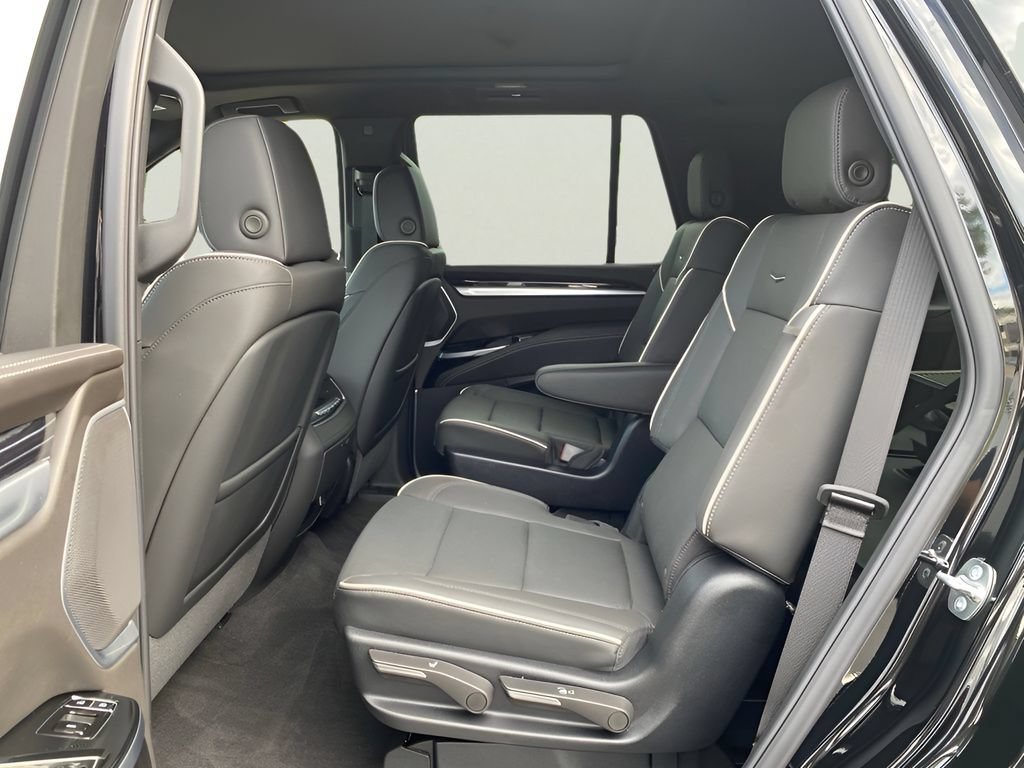 Certified 2026 Cadillac Escalade Sport w/ Touring Package AWD/4WD image 16
