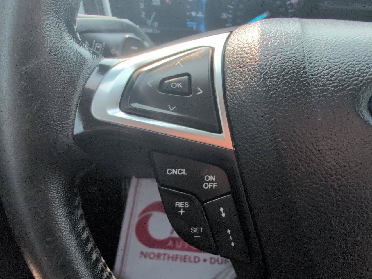 Used 2019 Ford Fusion Titanium AWD/4WD image 18