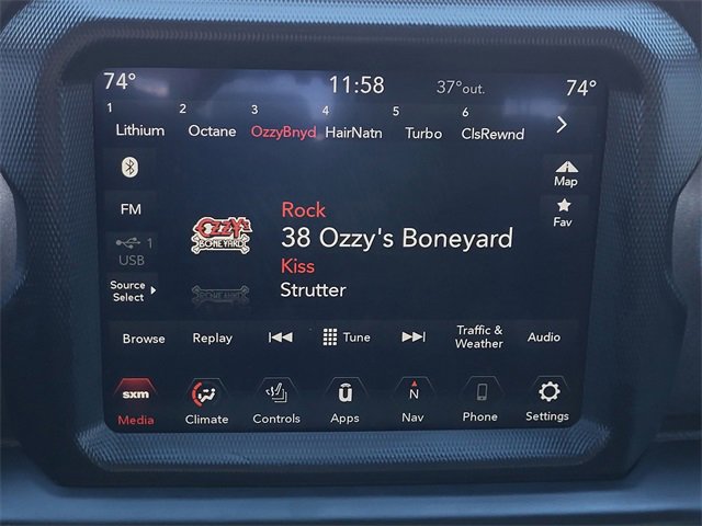 Used 2023 Jeep Gladiator Mojave w/ Cold Weather Group image 9