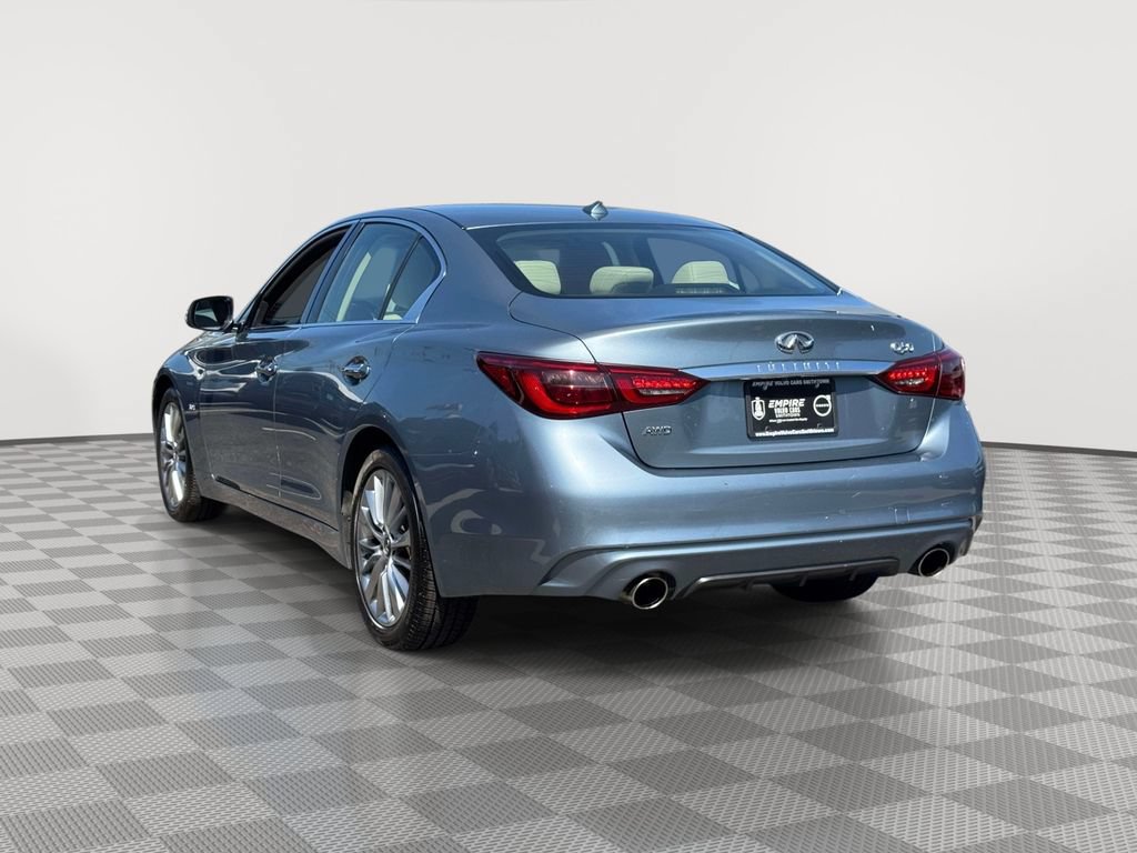 Used 2019 INFINITI Q50 Luxe w/ Essential Package (3.0T Luxe) AWD/4WD image 5