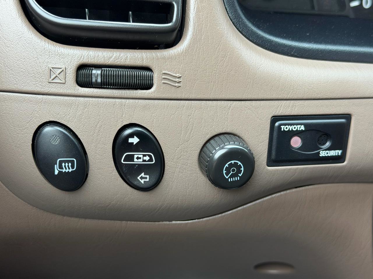 Used 2003 Toyota Tundra Limited image 26