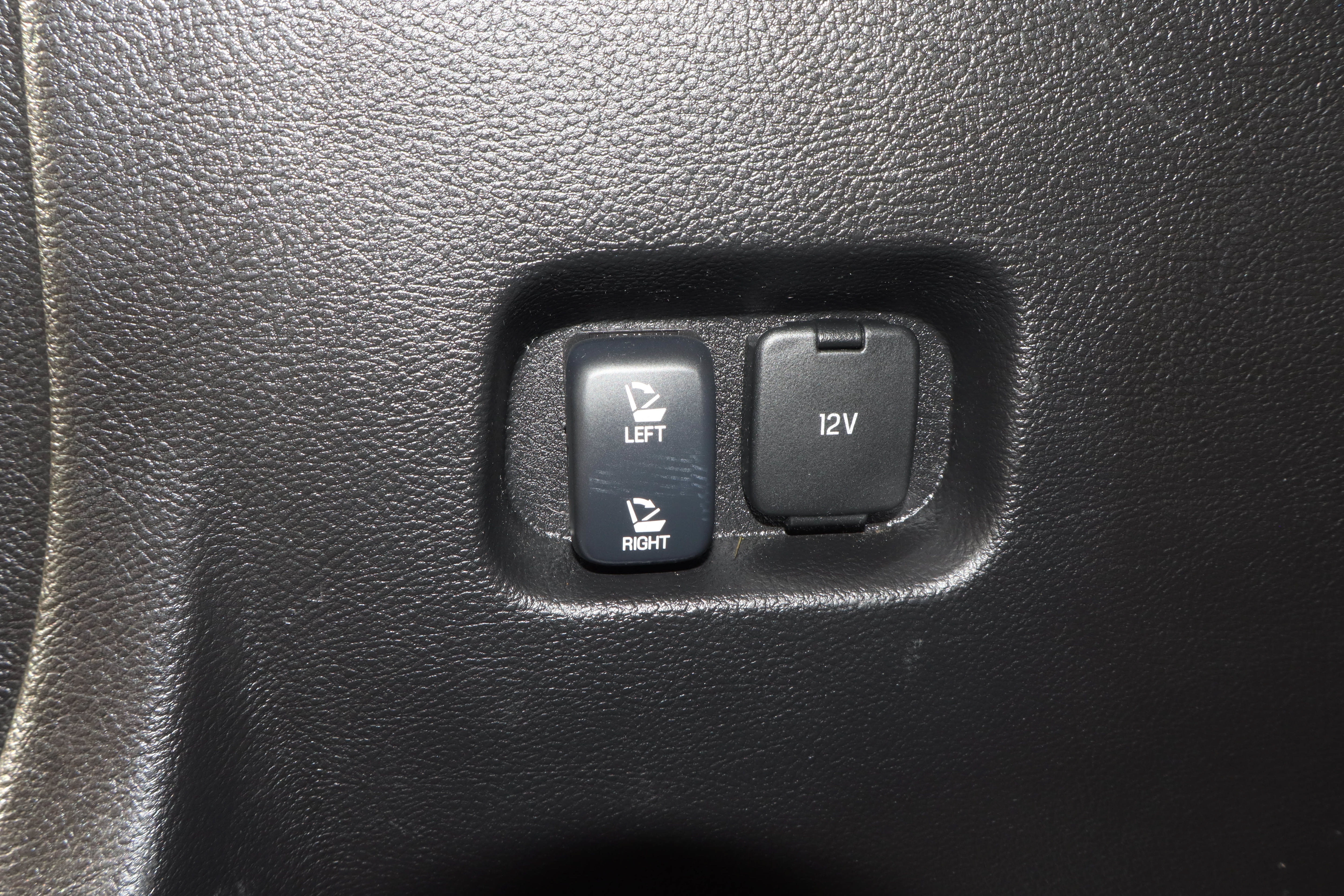 Used 2024 Ford Edge SEL AWD/4WD image 18