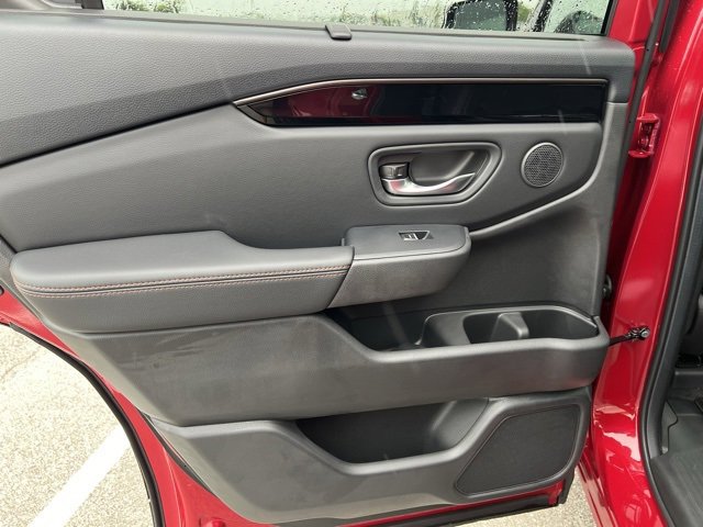 New 2025 Honda Pilot TrailSport image 28