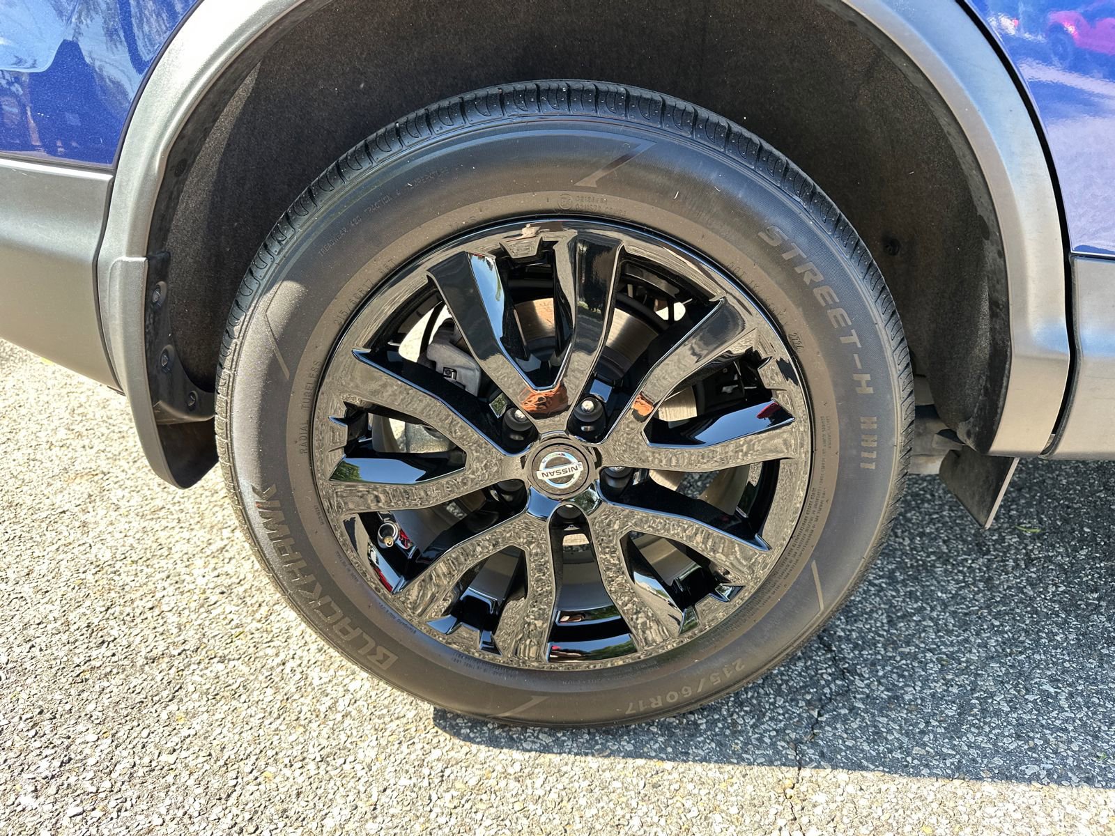 Used 2022 Nissan Rogue Sport SV w/ Technology Package image 15