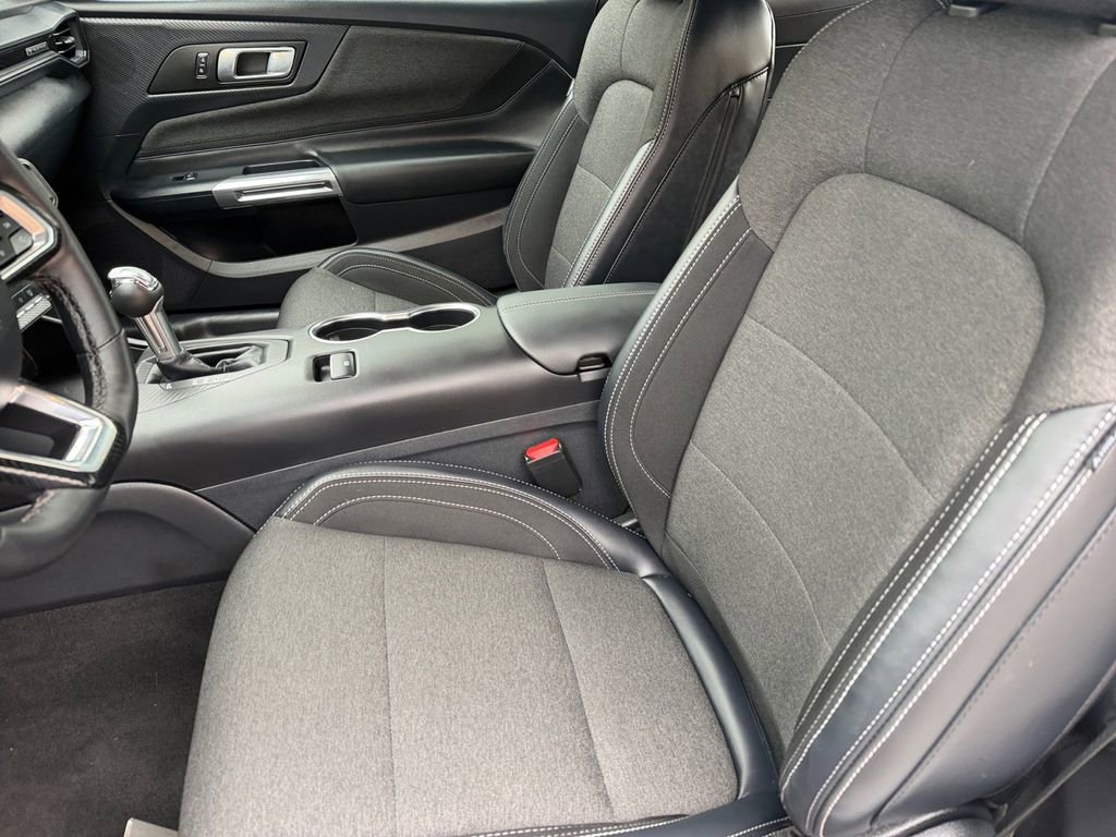 Used 2026 Ford Mustang Coupe RWD image 10