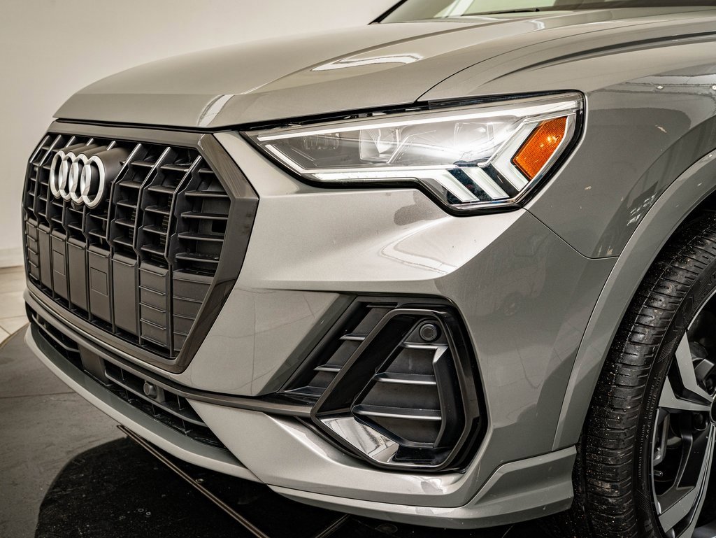 Used 2023 Audi Q3 2.0T Premium Plus w/ Premium Plus Package image 3