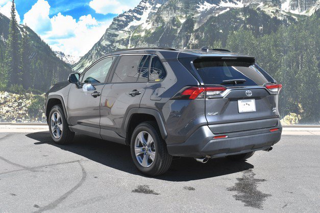 Used 2024 Toyota RAV4 XLE w/ Convenience Package AWD/4WD image 9