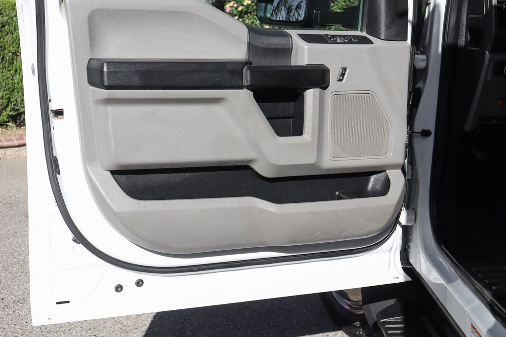 Used 2019 Ford F550 2WD Regular Cab Super Duty image 18