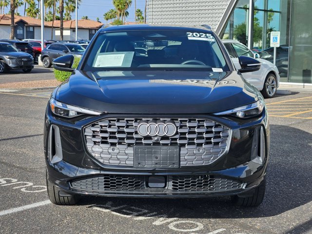 Certified 2025 Audi Q5 Premium w/ Convenience Package AWD/4WD video 2