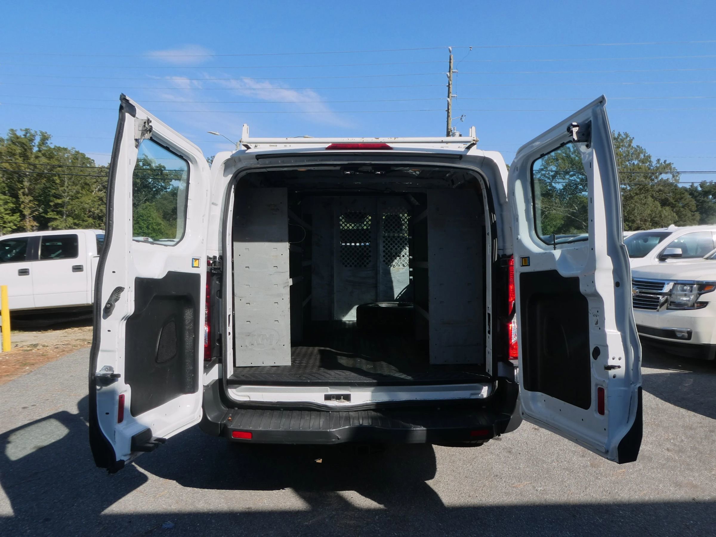 Used 2016 Ford Transit 250 130 Low Roof w/ Exterior Upgrade Package image 7