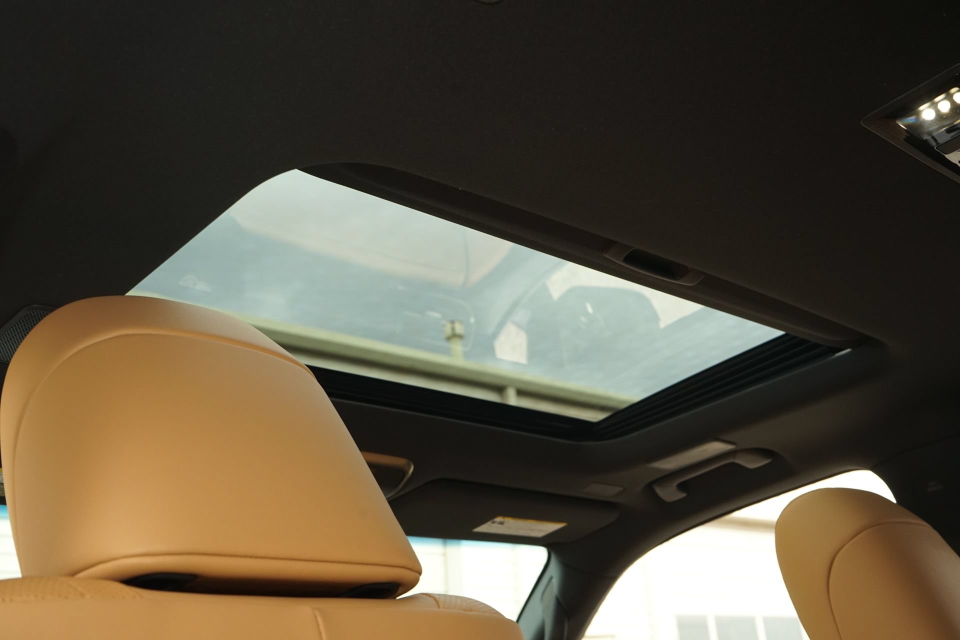 Used 2026 Lexus LX 600 4WD w/ Luxury Package image 21