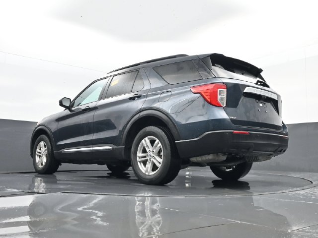Used 2024 Ford Explorer XLT AWD/4WD image 25