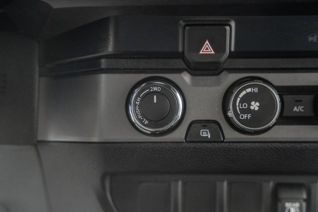 Used 2019 Toyota Tacoma TRD Off-Road image 28