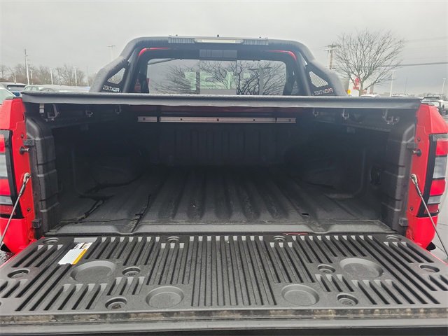 Certified 2024 Nissan Frontier SV w/ Hardbody Edition image 13