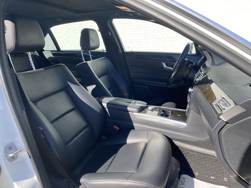 Used 2014 Mercedes-Benz E 250 BlueTEC Sedan image 12