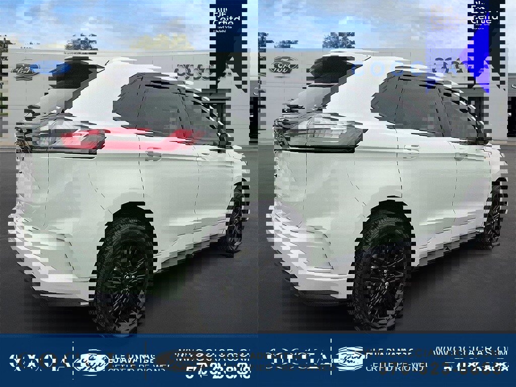 Used 2023 Ford Edge ST-Line image 4