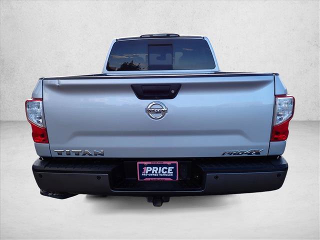 Used 2018 Nissan Titan PRO-4X w/ Pro-4x Convenience Package AWD/4WD video 3