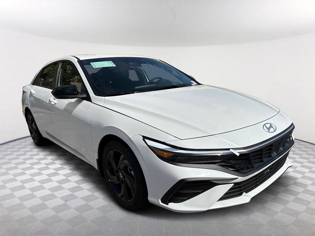 New 2026 Hyundai Elantra Sport FWD image 3