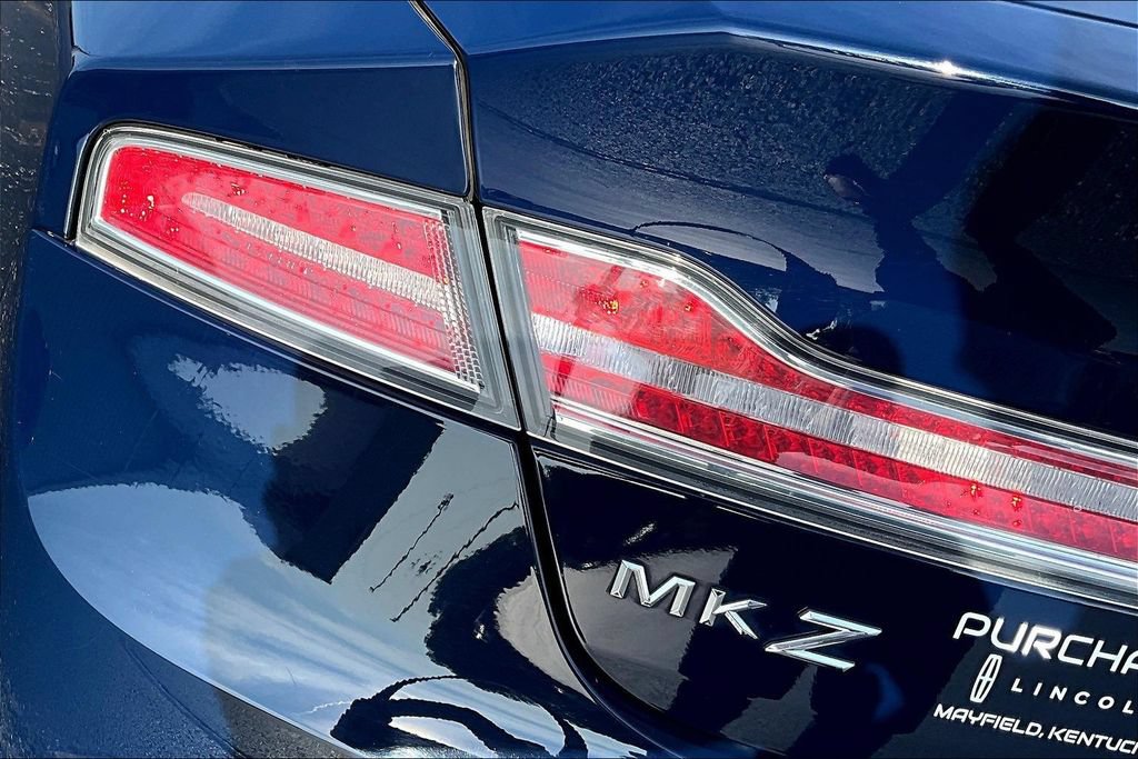 Used 2018 Lincoln MKZ Reserve FWD image 25