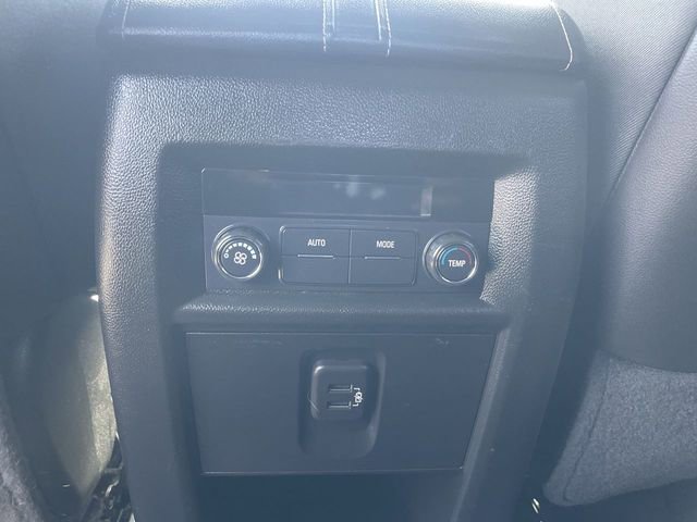 Used 2023 Chevrolet Traverse LT w/ LPO, Floor Liner Package image 20