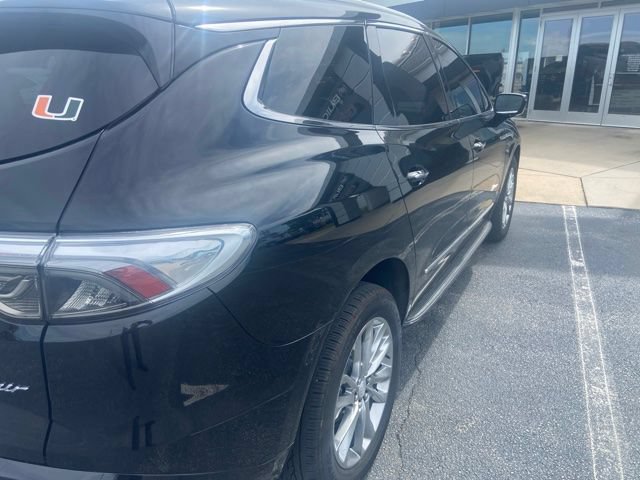 Used 2022 Buick Enclave Avenir w/ Avenir Technology Package AWD/4WD image 6