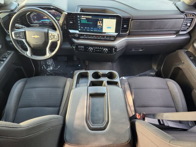 Used 2025 Chevrolet Silverado 3500 LT w/ Safety Package AWD/4WD image 26