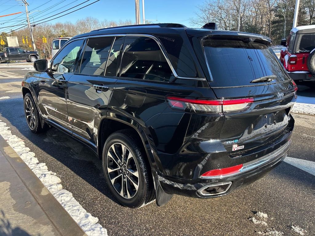 Used 2023 Jeep Grand Cherokee Overland w/ Luxury Tech Group IV image 5
