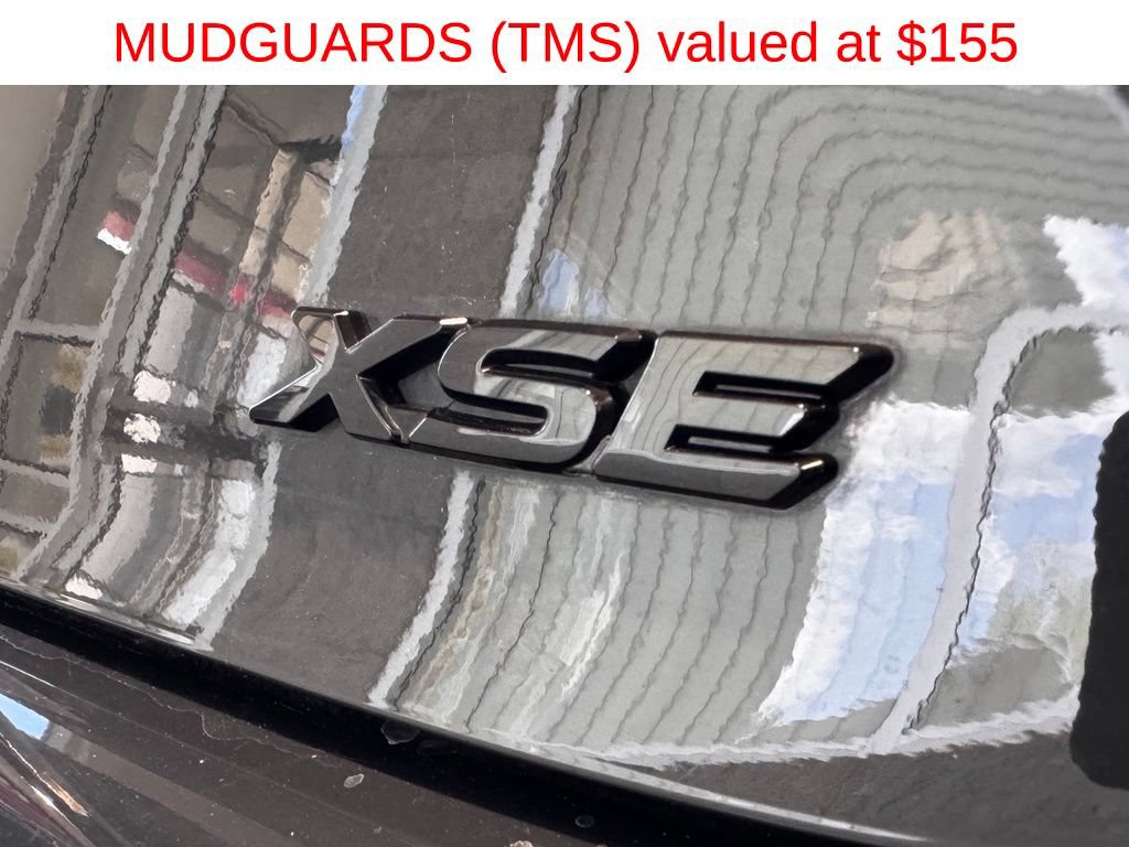 Certified 2025 Toyota Camry XSE AWD/4WD image 9