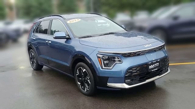 Certified 2024 Kia Niro Wave w/ Wave Preserve Package FWD image 7