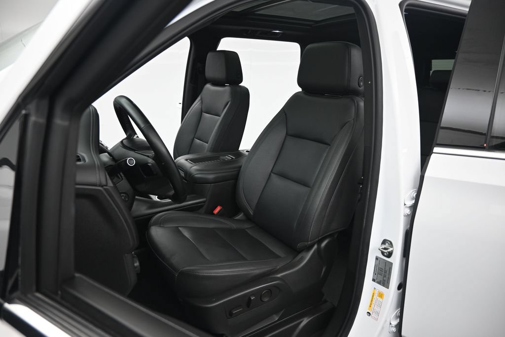 Used 2023 Chevrolet Tahoe LT w/ LT Signature Plus Package RWD image 9