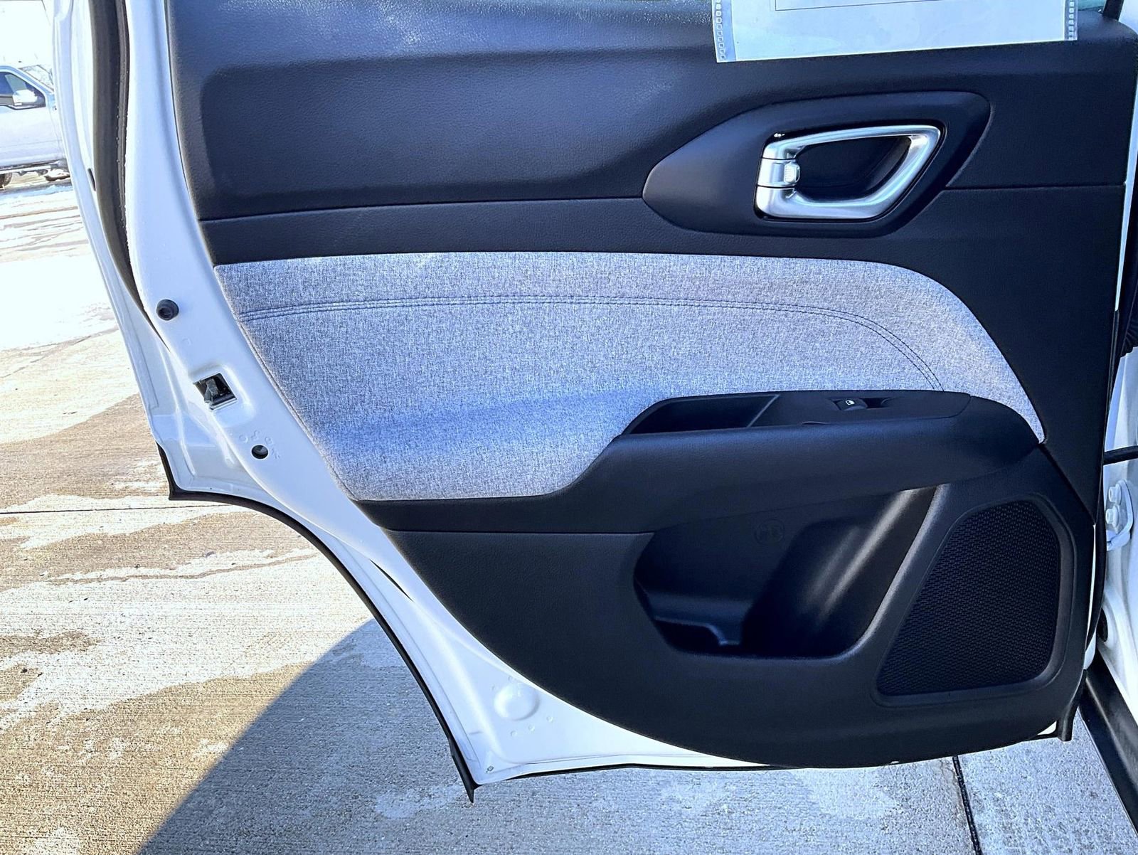 Used 2022 Jeep Compass Latitude image 21