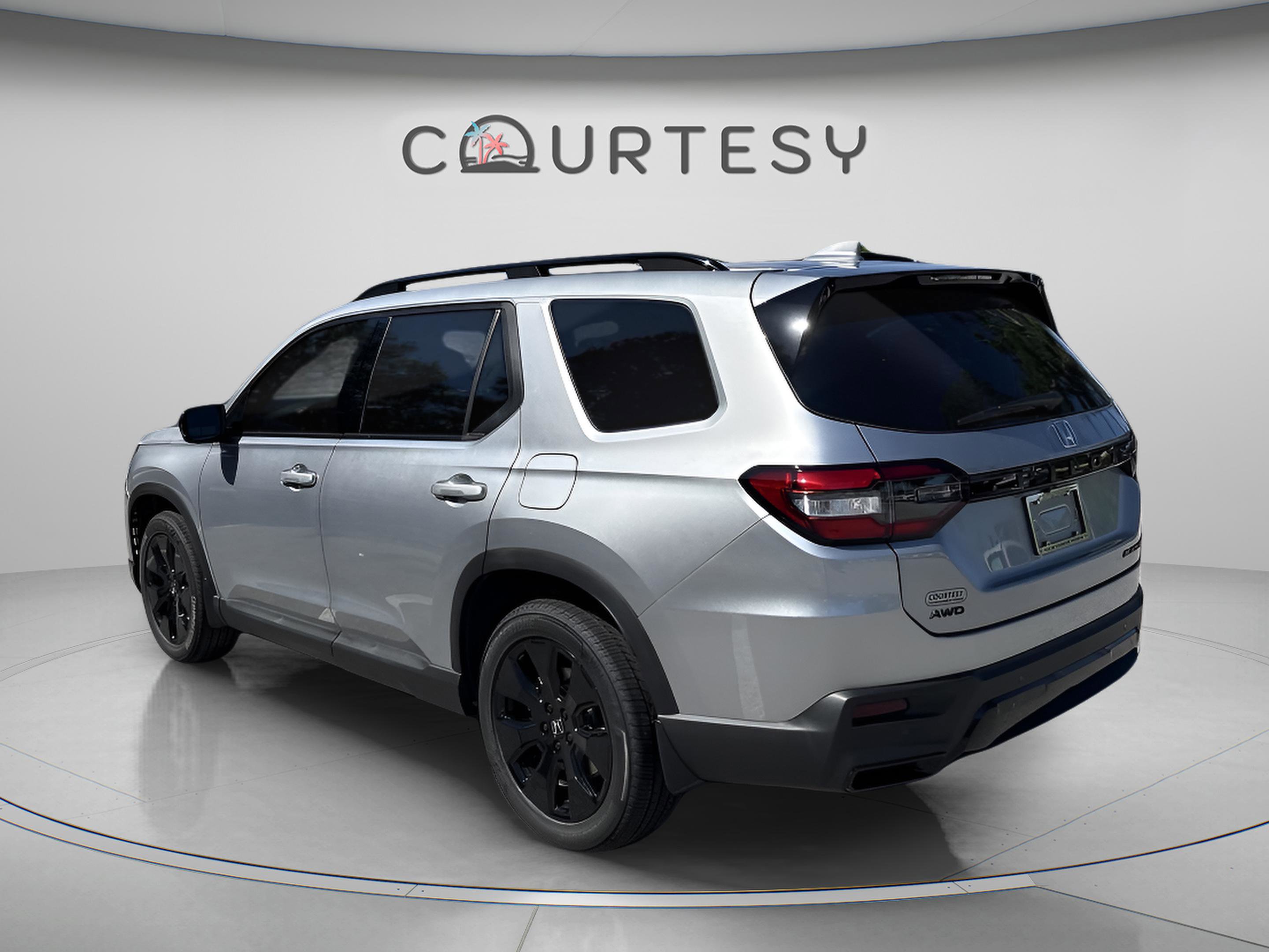 New 2026 Honda Pilot Black Edition image 5