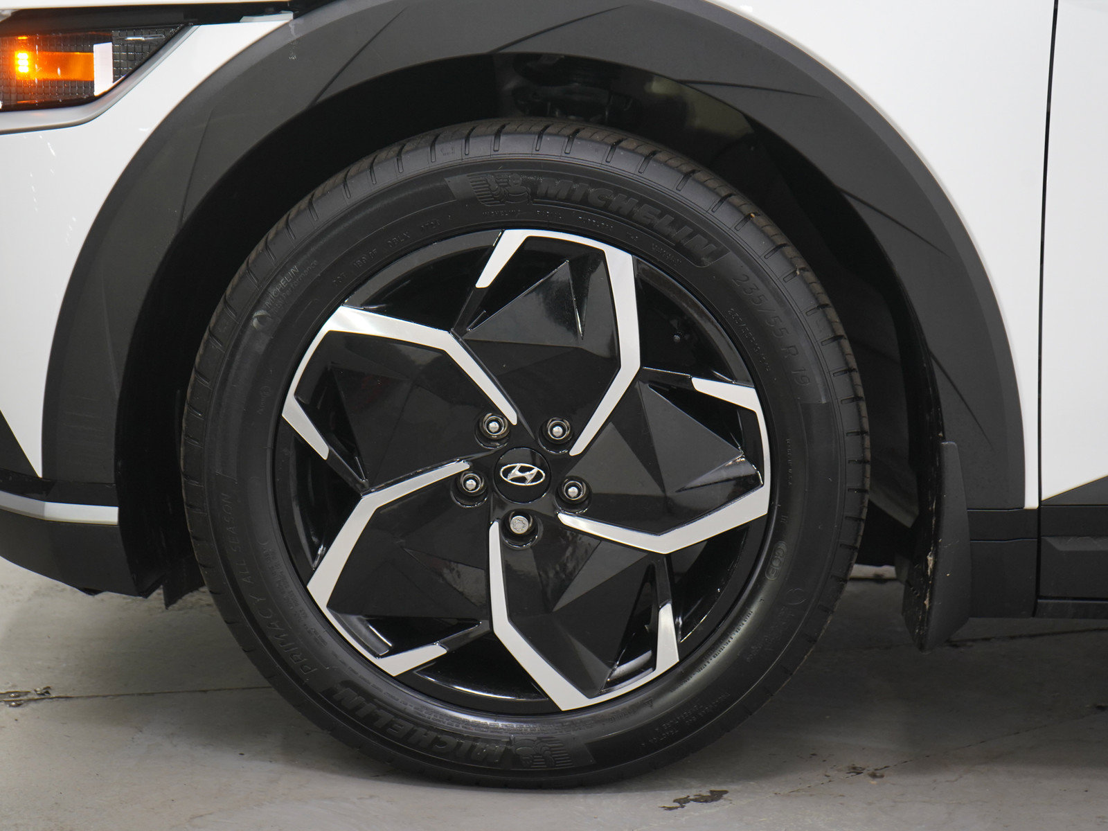 Certified 2024 Hyundai Ioniq 5 SEL AWD/4WD image 28