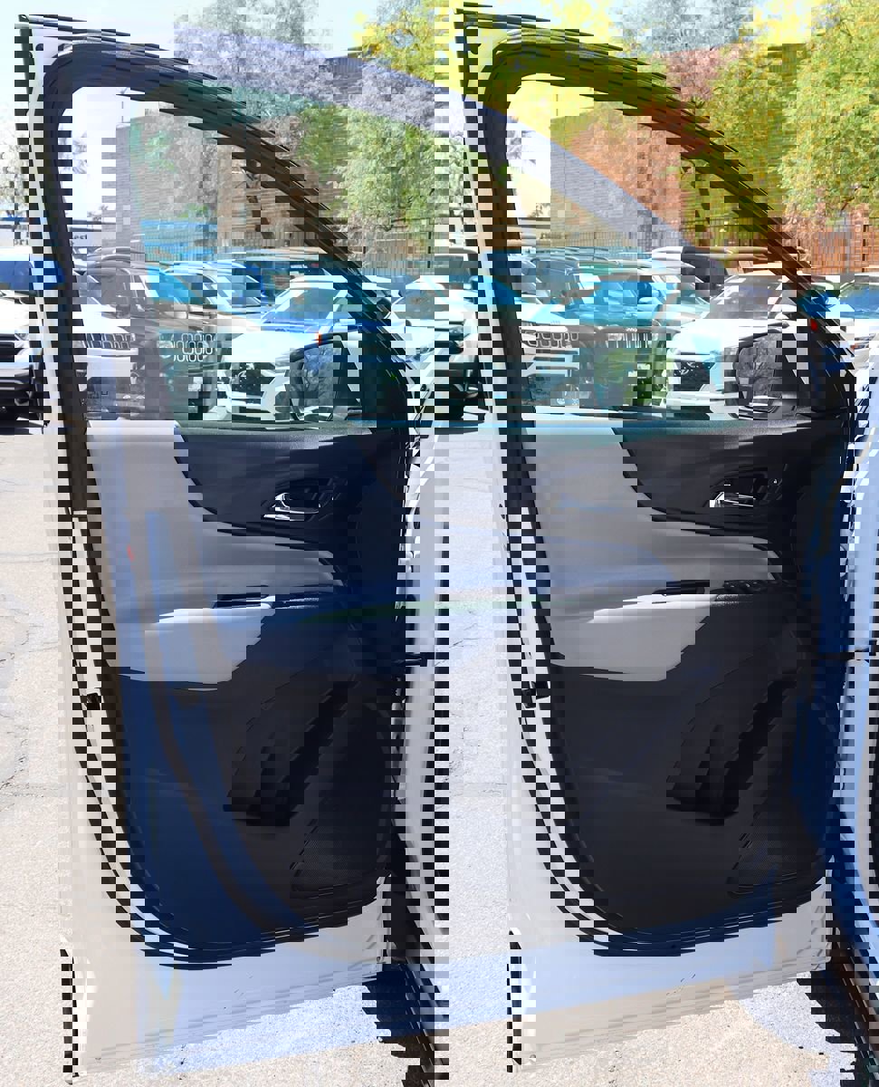 Used 2022 Chevrolet Equinox LT image 36