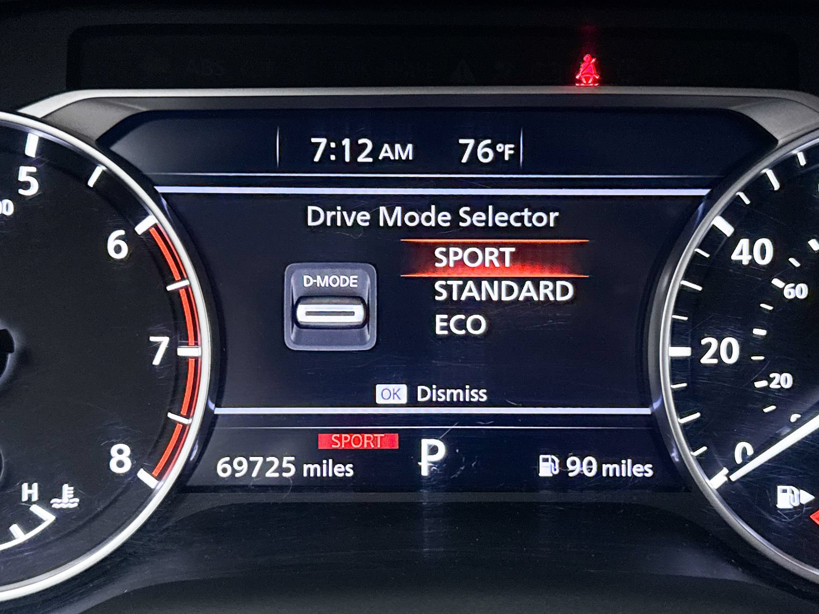Used 2022 Nissan Rogue SV FWD image 8