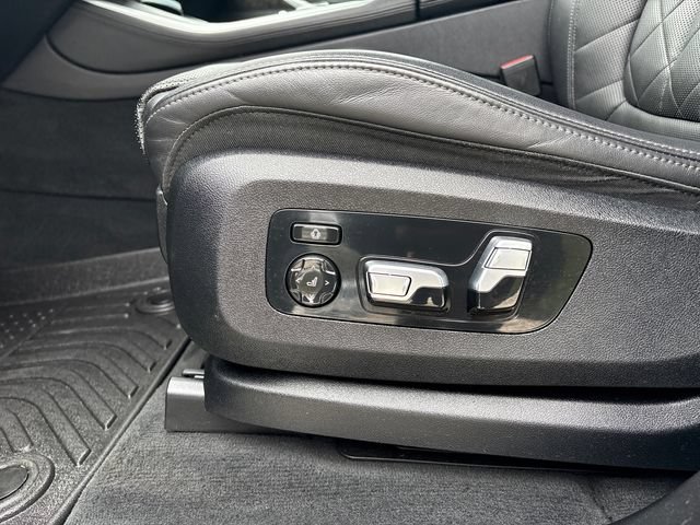 Used 2024 BMW X5 xDrive40i AWD/4WD image 36