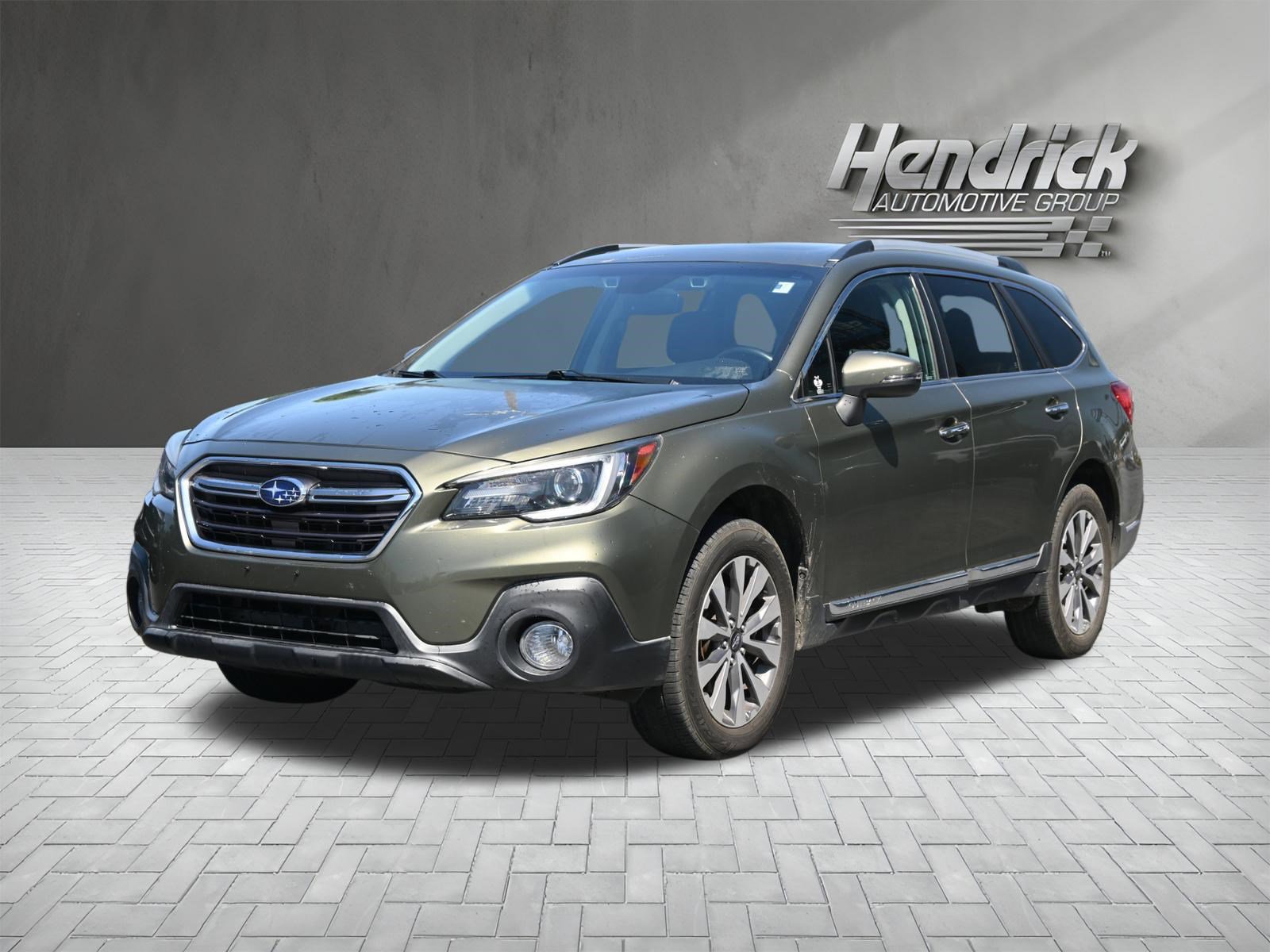 Used 2018 Subaru Outback 3.6R Touring w/ Popular Package #3 image 7