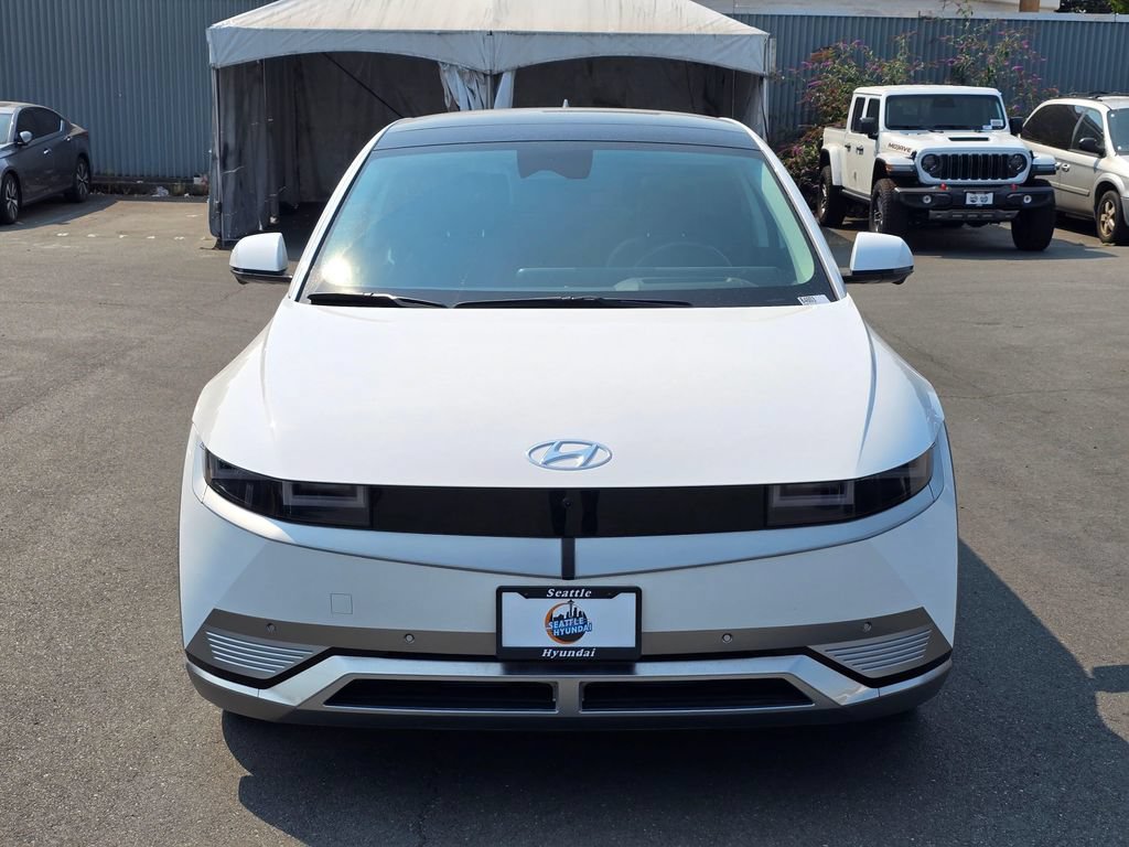 Used 2023 Hyundai Ioniq 5 Limited AWD/4WD image 2