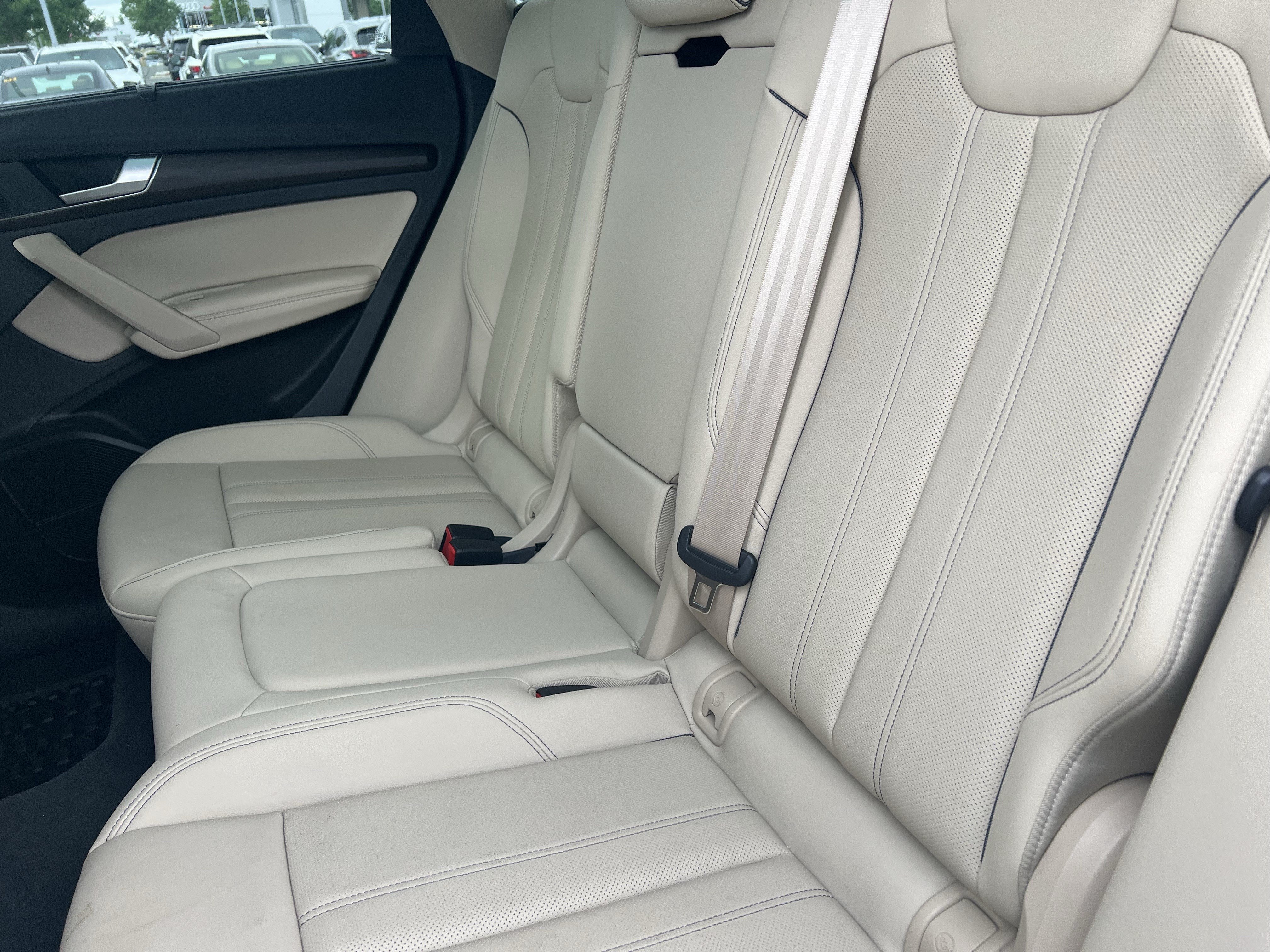 Used 2024 Audi Q5 2.0T Premium Plus w/ Premium Plus Package AWD/4WD image 34