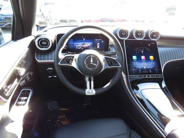 Used 2026 Mercedes-Benz GLC 300 4MATIC image 10