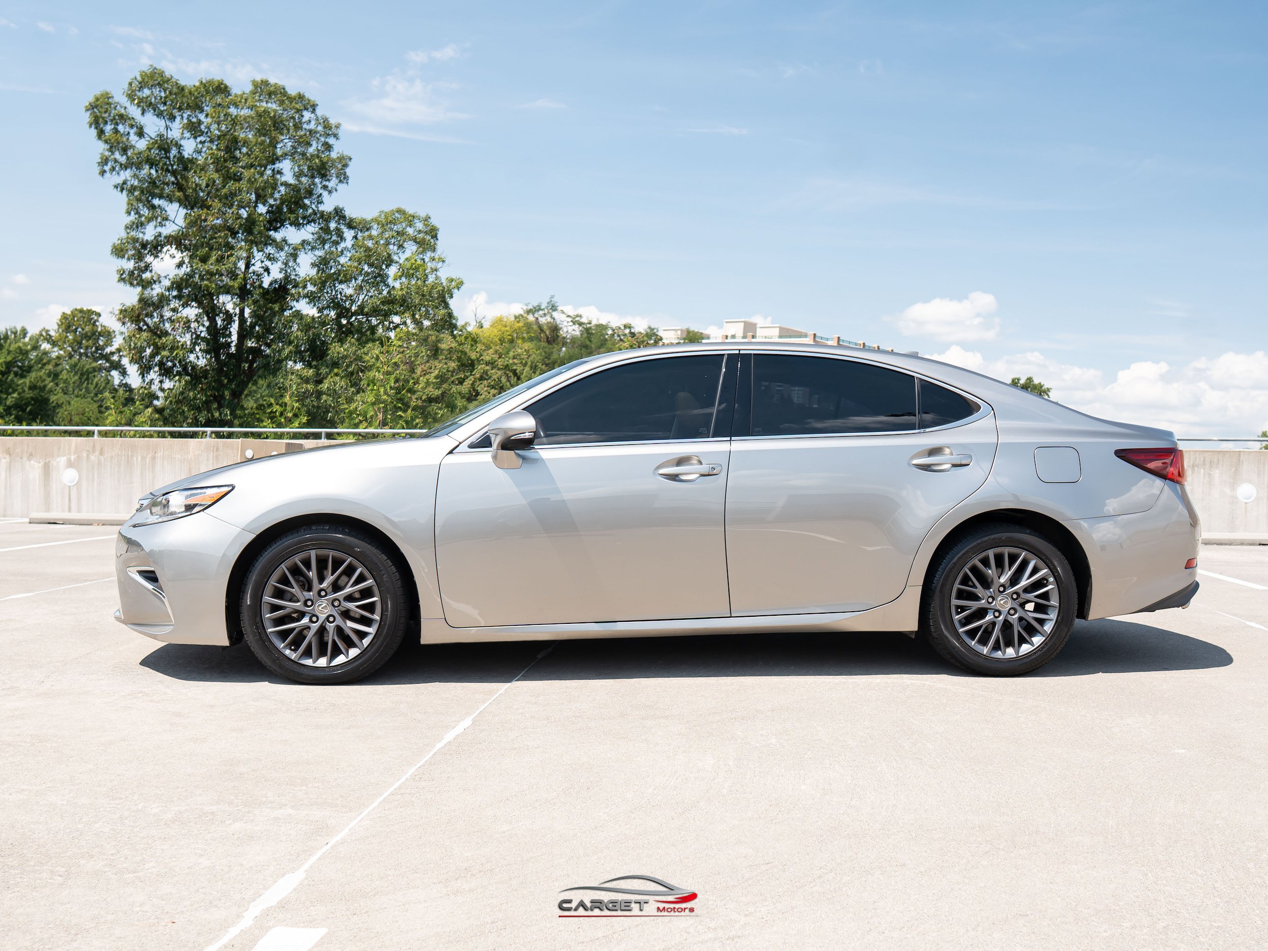 Used 2018 Lexus ES 350 w/ Navigation System Package FWD image 4
