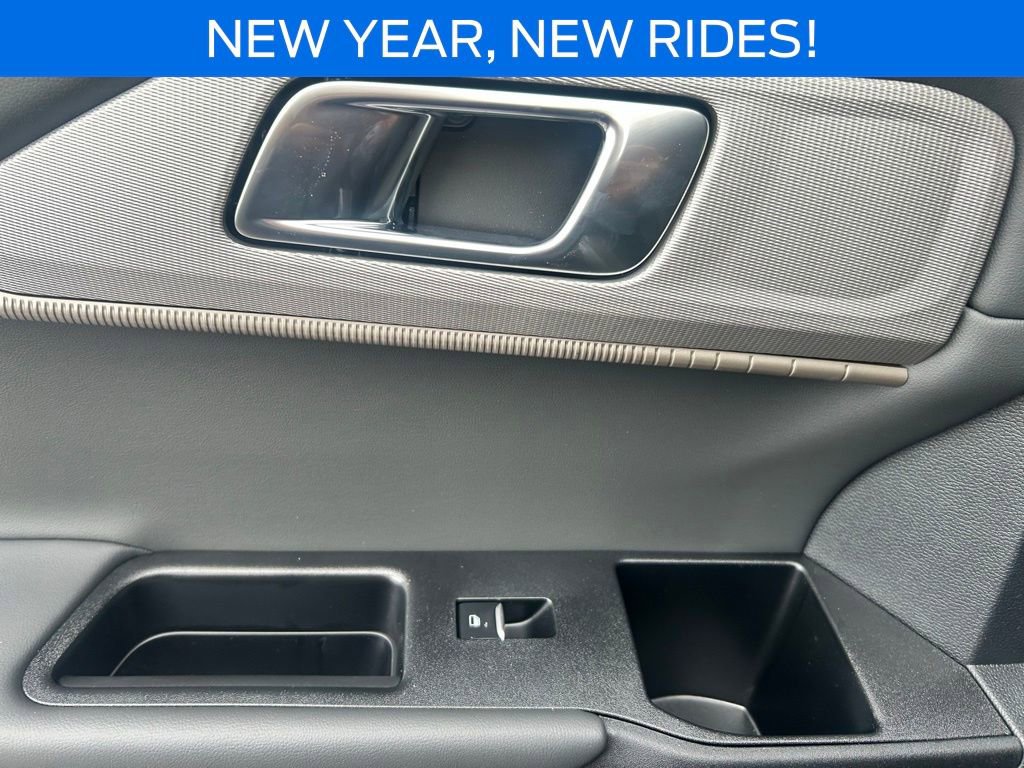 New 2026 Ford Explorer Active image 18