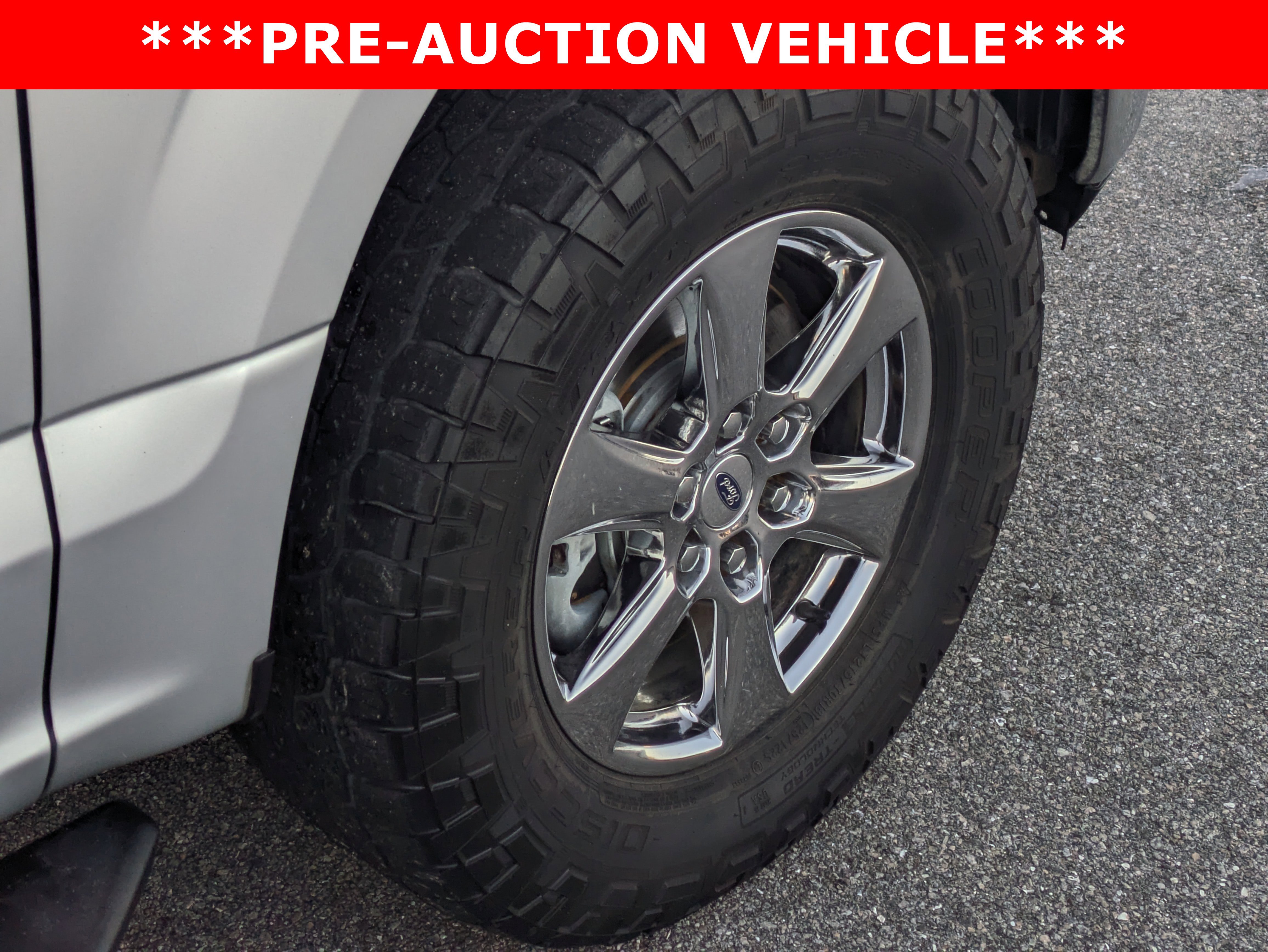 Used 2018 Ford F150 XLT w/ Equipment Group 302A Luxury image 12