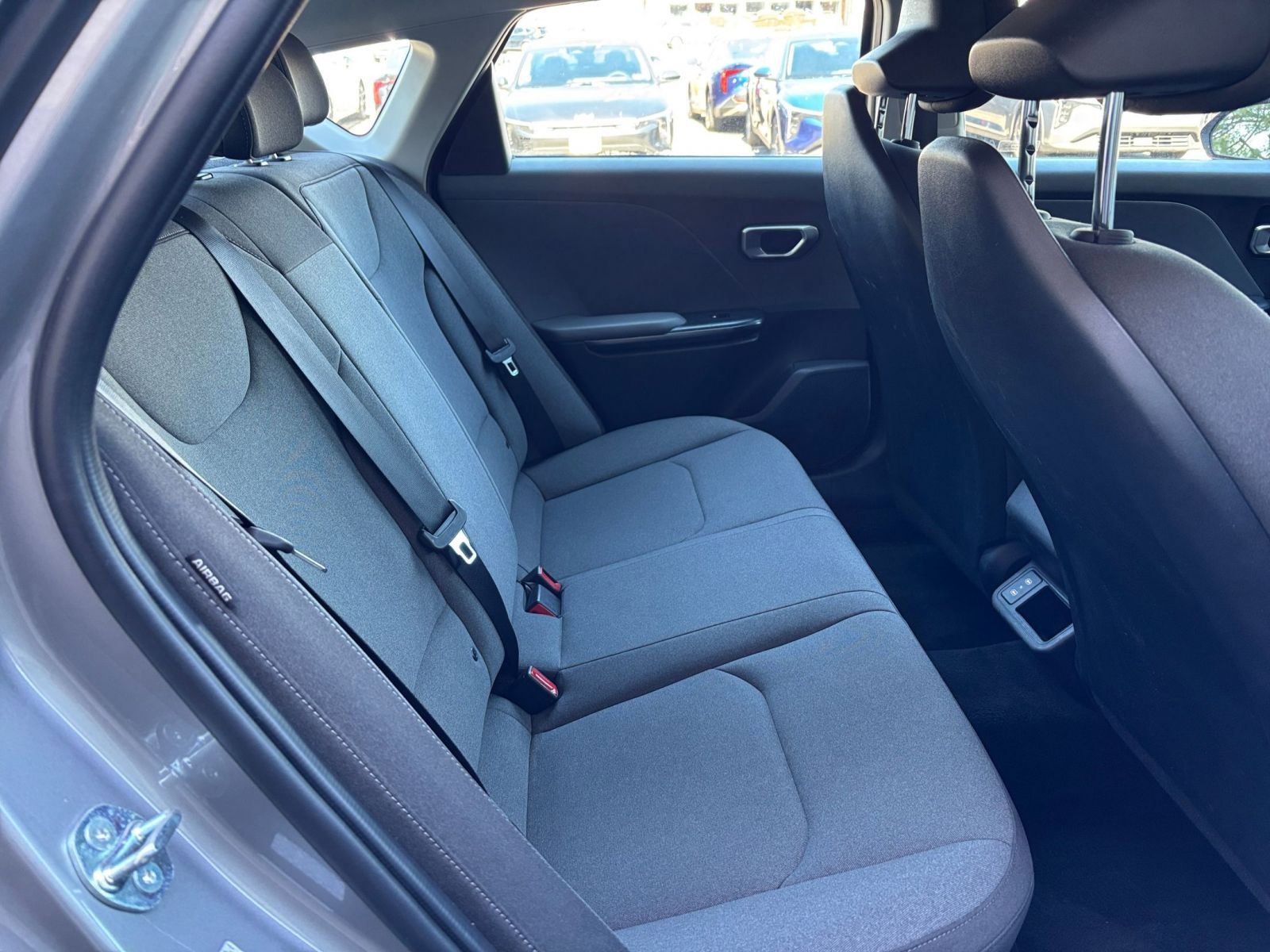 Used 2025 Kia K4 FWD image 40
