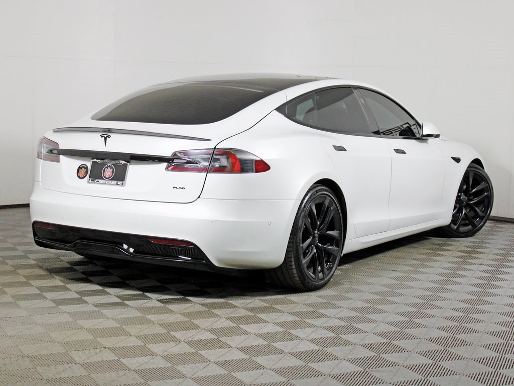 Used 2022 Tesla Model S Plaid image 7