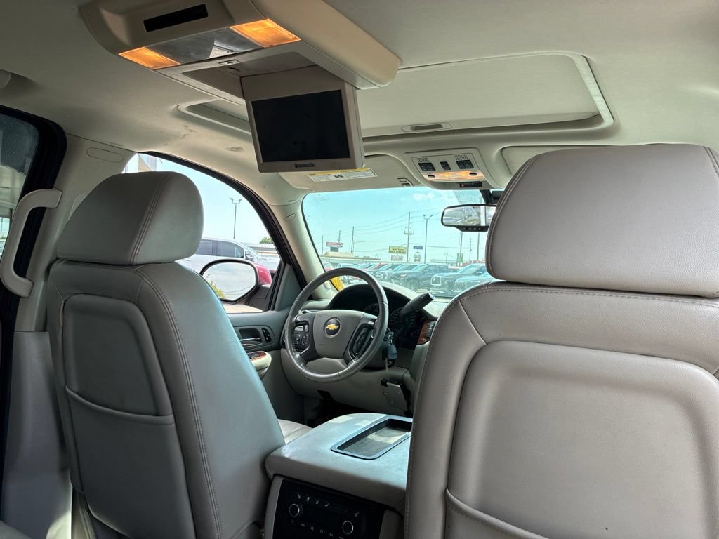 Used 2007 Chevrolet Tahoe LTZ w/ LTZ Preferred Equipment Group AWD/4WD image 18